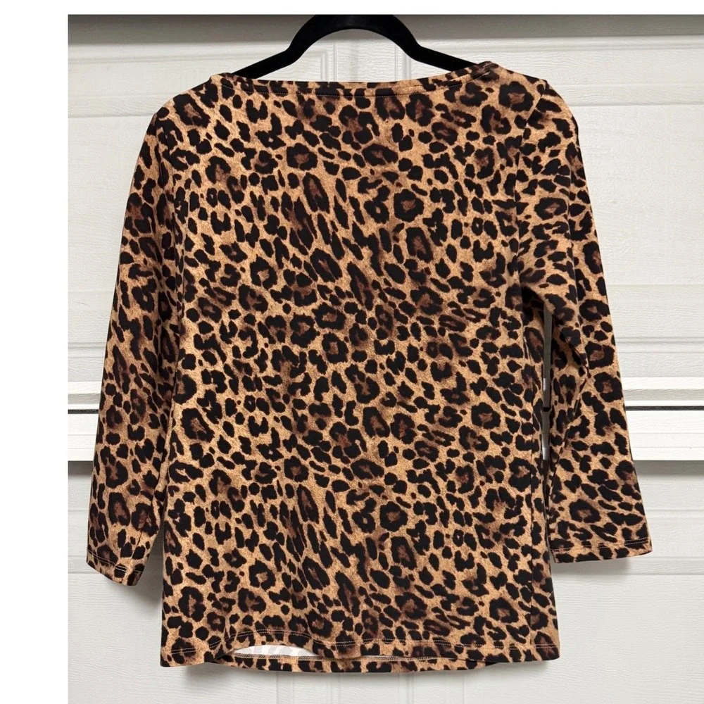 Talbots Tee Size XS Leopard Print 3/4 Sleeve Brown Cheetah Animal Print Top fall